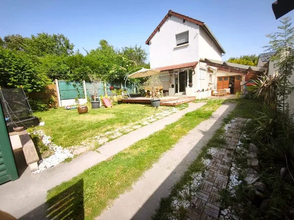 Maison 4 pièces 84 m²