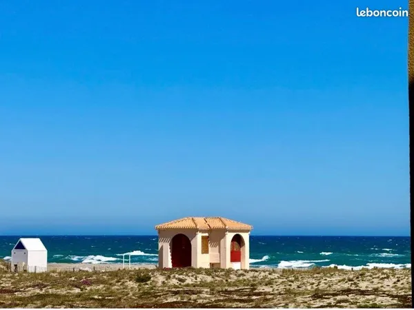 Particulier vend appartement T2 vue sur mer à Leucate plage avec place de parking privative