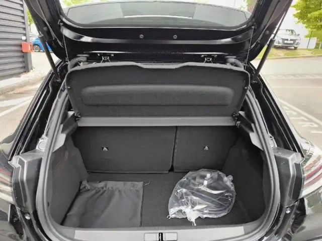 Peugeot 208 electrique 54 kwh 156ch — photo 6