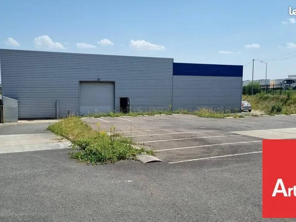 ENTREPOT - LOGISTIQUE 400 m² POITIERS