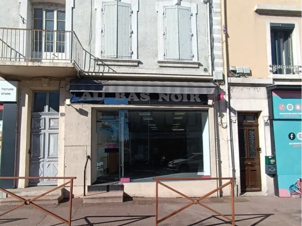 Local commercial à louer, centre-ville de Saint-Rambert-d'Albon