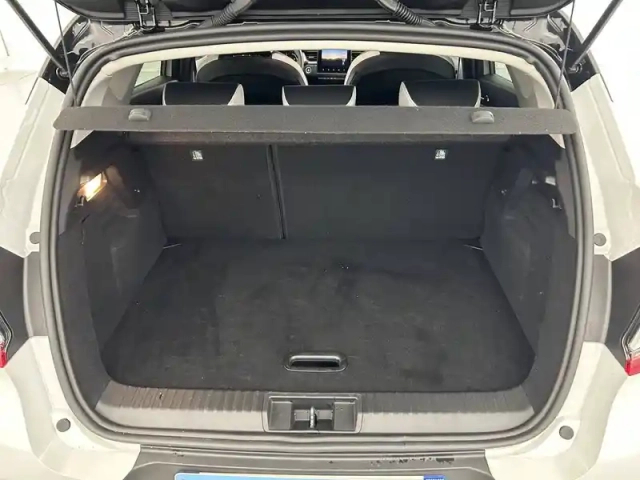 Renault Captur e-tech 145 - 21 — photo 17