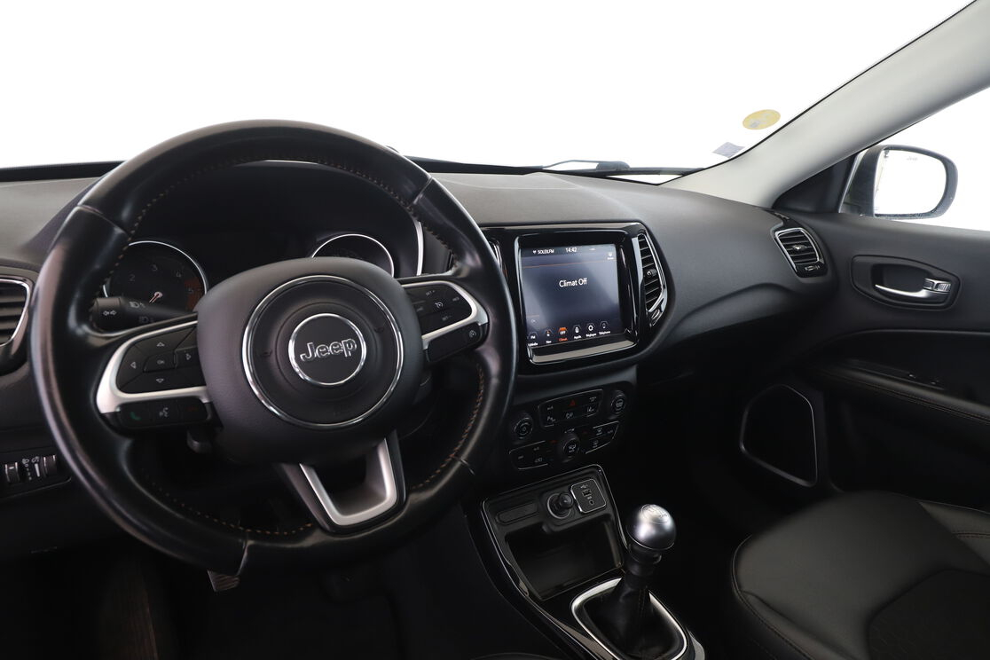 Jeep Compass 1.6 MJet Limited — photo 10