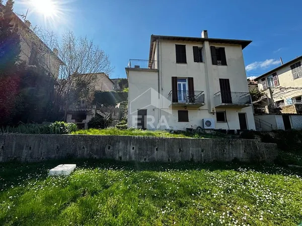 Appartement 4 pièces à vendre à Vence - Centre-ville, à rénover