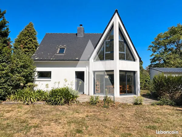 Propriété 4 pièces 100 m²
