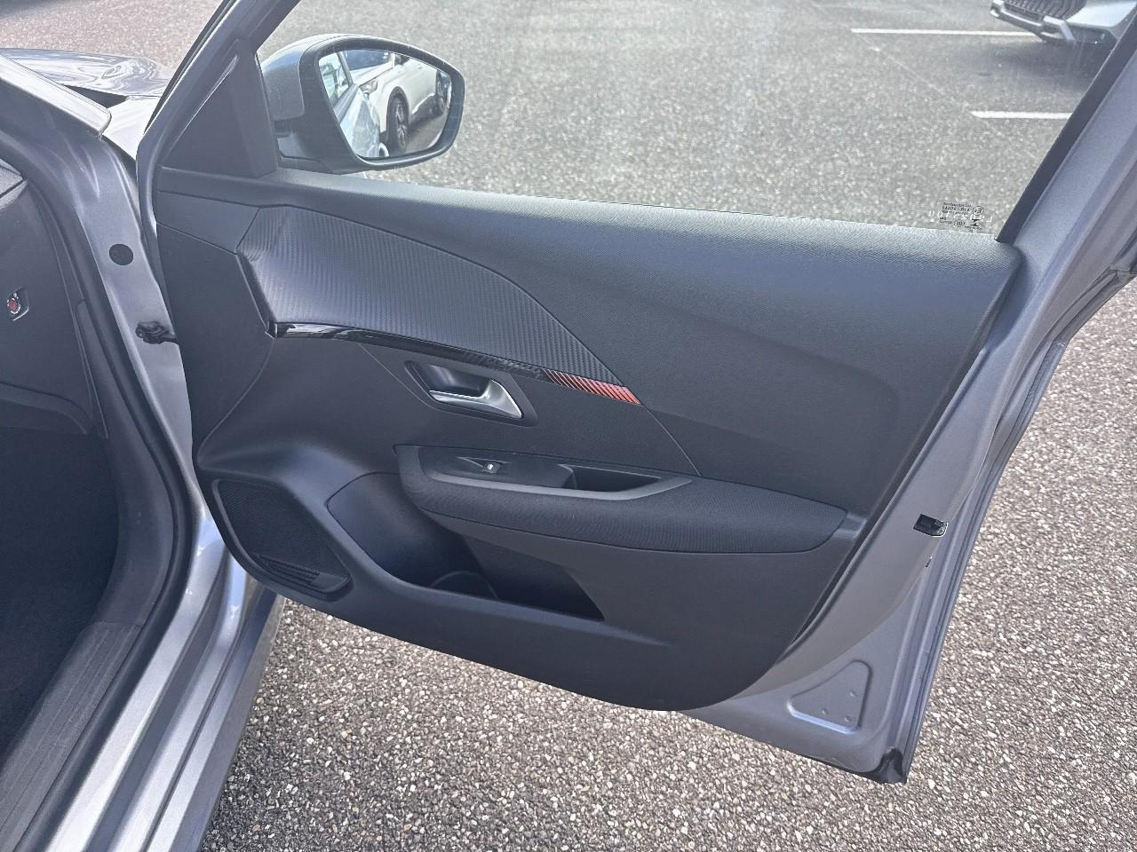 Peugeot 208 puretech 75 s&s bvm5 active — photo 19