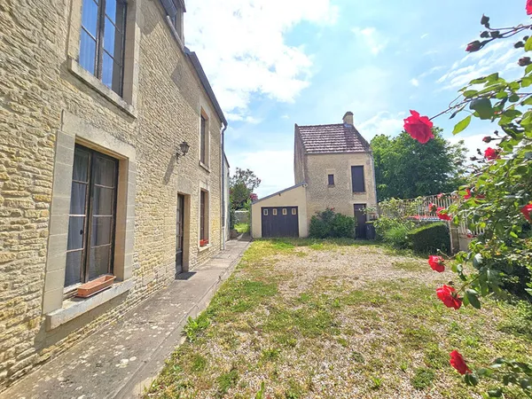 Maison 8 pièces Caen nord