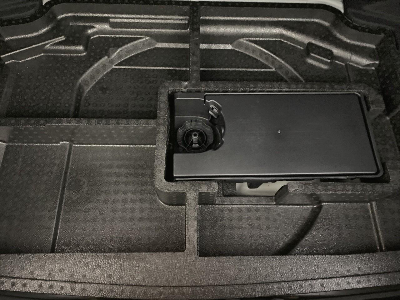 Peugeot 308 hybrid 145 e-dcs6 allure — photo 16