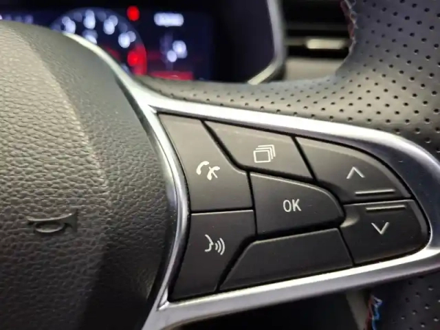 Renault Clio tce 90 — photo 20