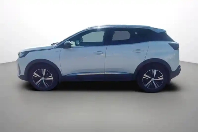 Peugeot 3008 puretech 130ch s&amp;s eat8 — photo 3