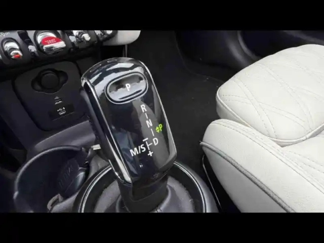Mini Mini cooper s 178ch edition camden bva7 + options — photo 12