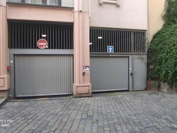 Stationnement Location Lyon 205€
