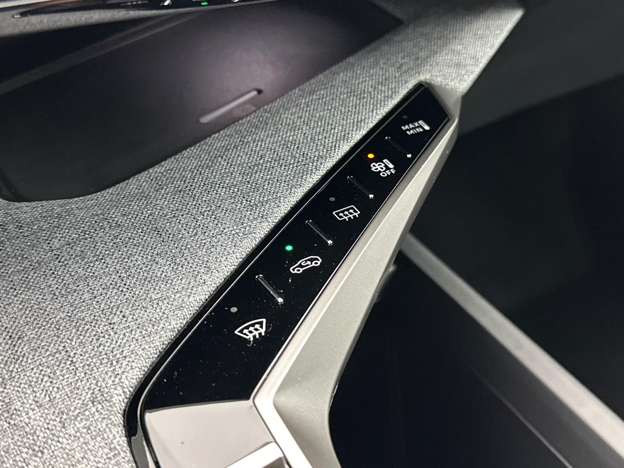 Peugeot 3008 hybrid 145 e-dcs6 allure — photo 29