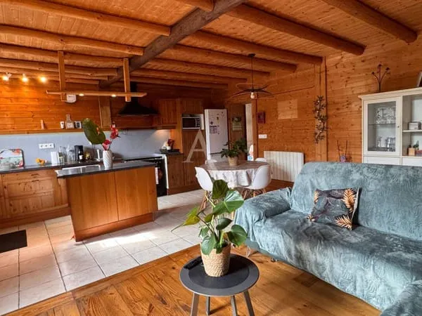 Maison 6 pièces 122 m²