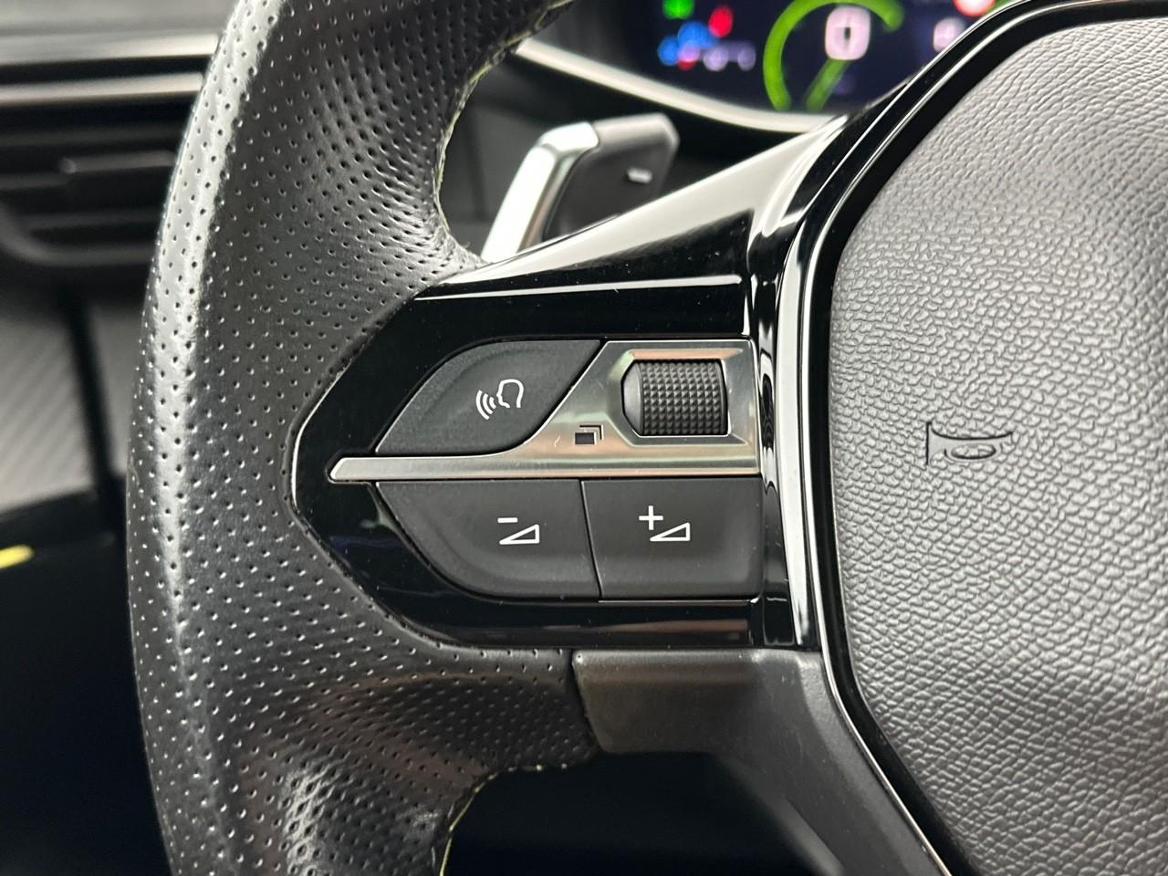 Peugeot 2008 puretech 130 s&s eat8 gt — photo 19