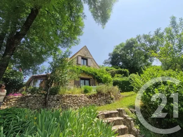 Maison 8 pièces 157 m²