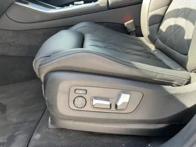 Bmw X5 xdrive50e 489ch m sport — photo 11