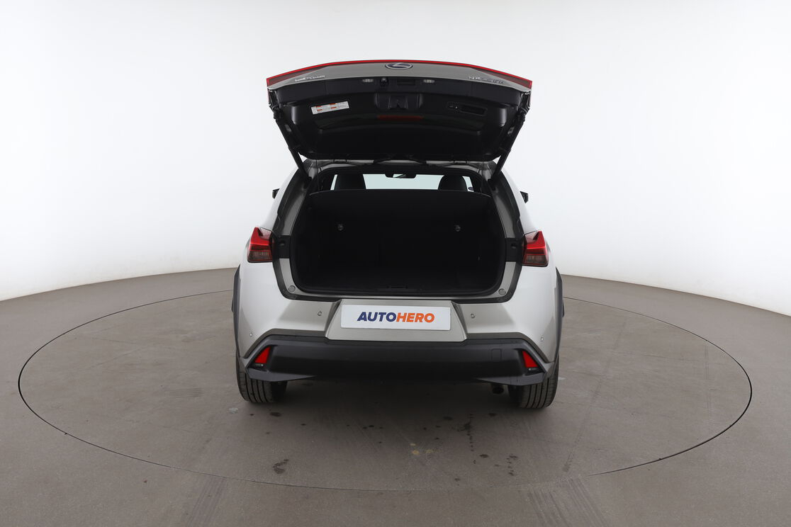 Lexus UX-Serie 250h Pack Business 2WD — photo 15