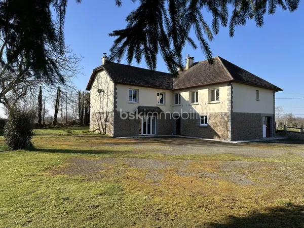 Maison 11 pièces 235 m²
