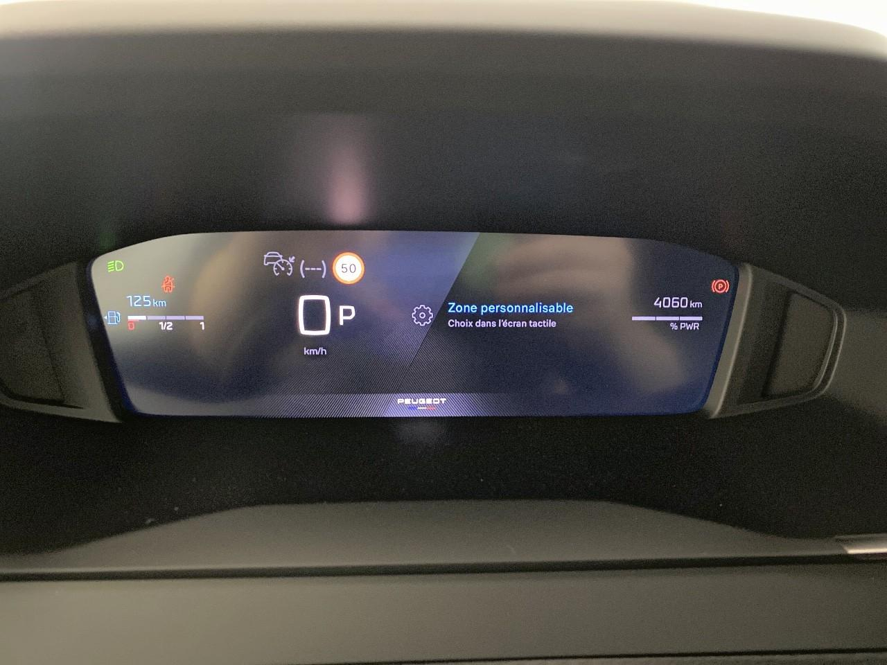Peugeot 2008 hybrid 145 ch e-dcs6 allure — photo 13