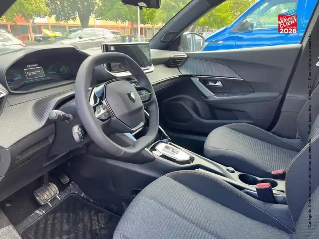 Peugeot 2008 1.2 hybrid 110ch business e-dcs6 — photo 15