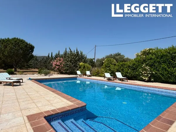 Charmant Mas Rénové avec Piscine et Terrain