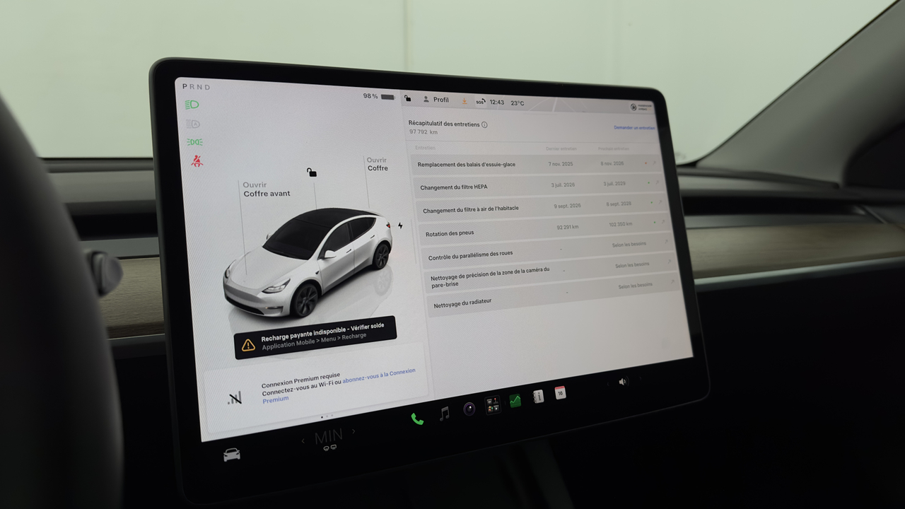 Tesla MODEL Y Standard RWD — photo 25