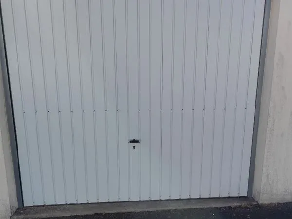 Garage à louer