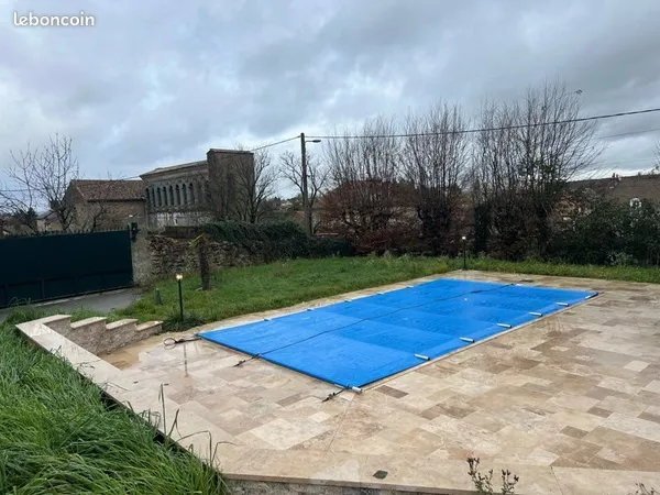 Villa de maître avec piscine - 180/190 m² - Centre-ville d'Autun