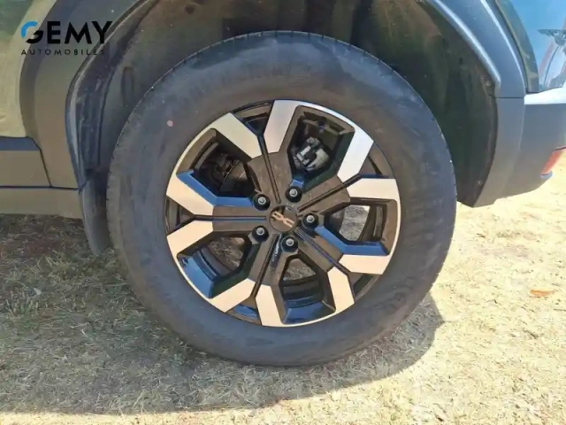 Dacia Duster eco-g 100 — photo 11