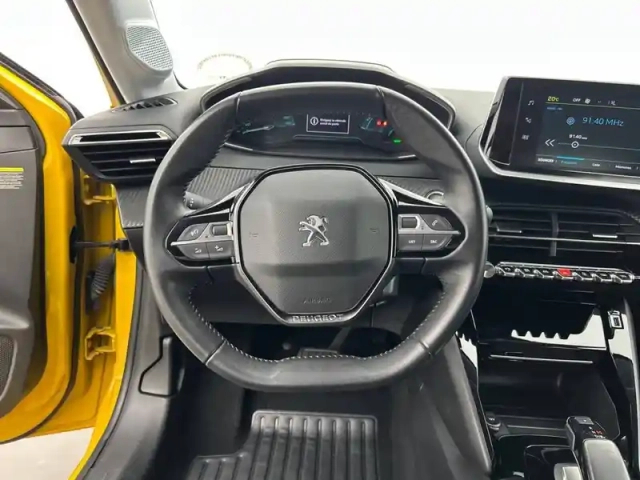 Peugeot 208 electrique 50 kwh 136ch — photo 55