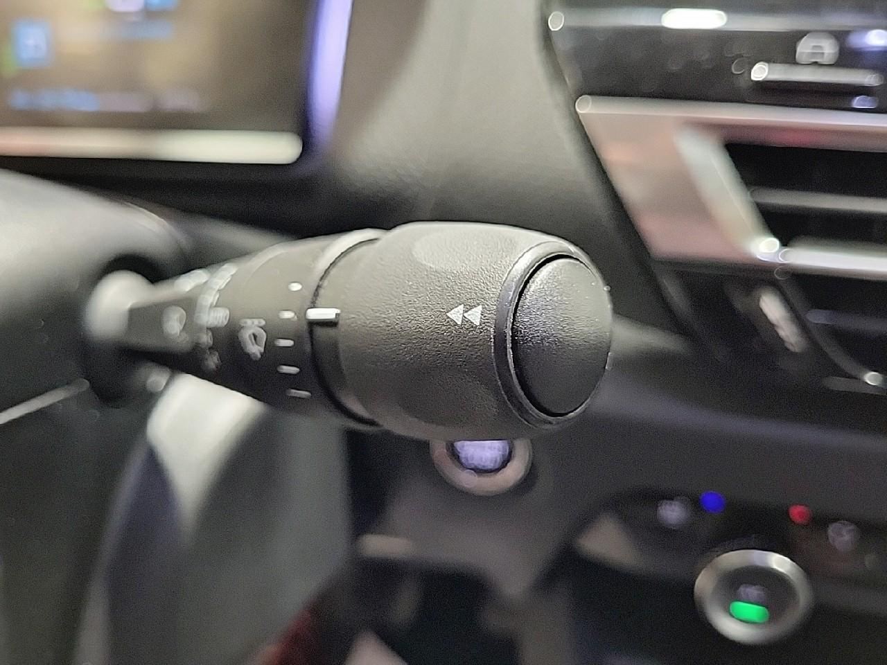 Citroën C4 X e-c4 x 136 ch automatique shine — photo 21