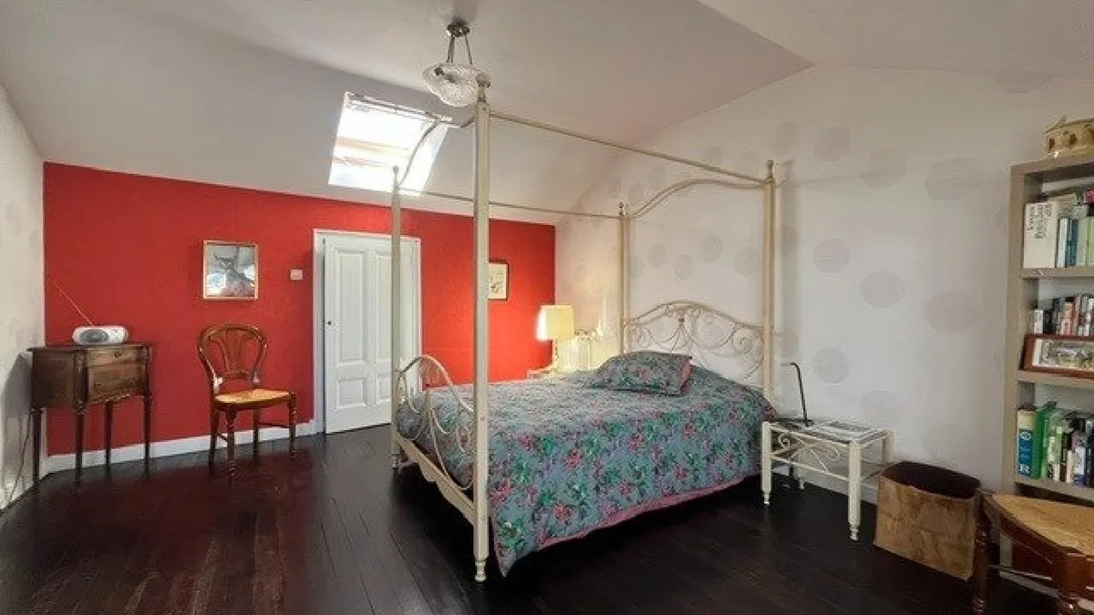 Photo 9