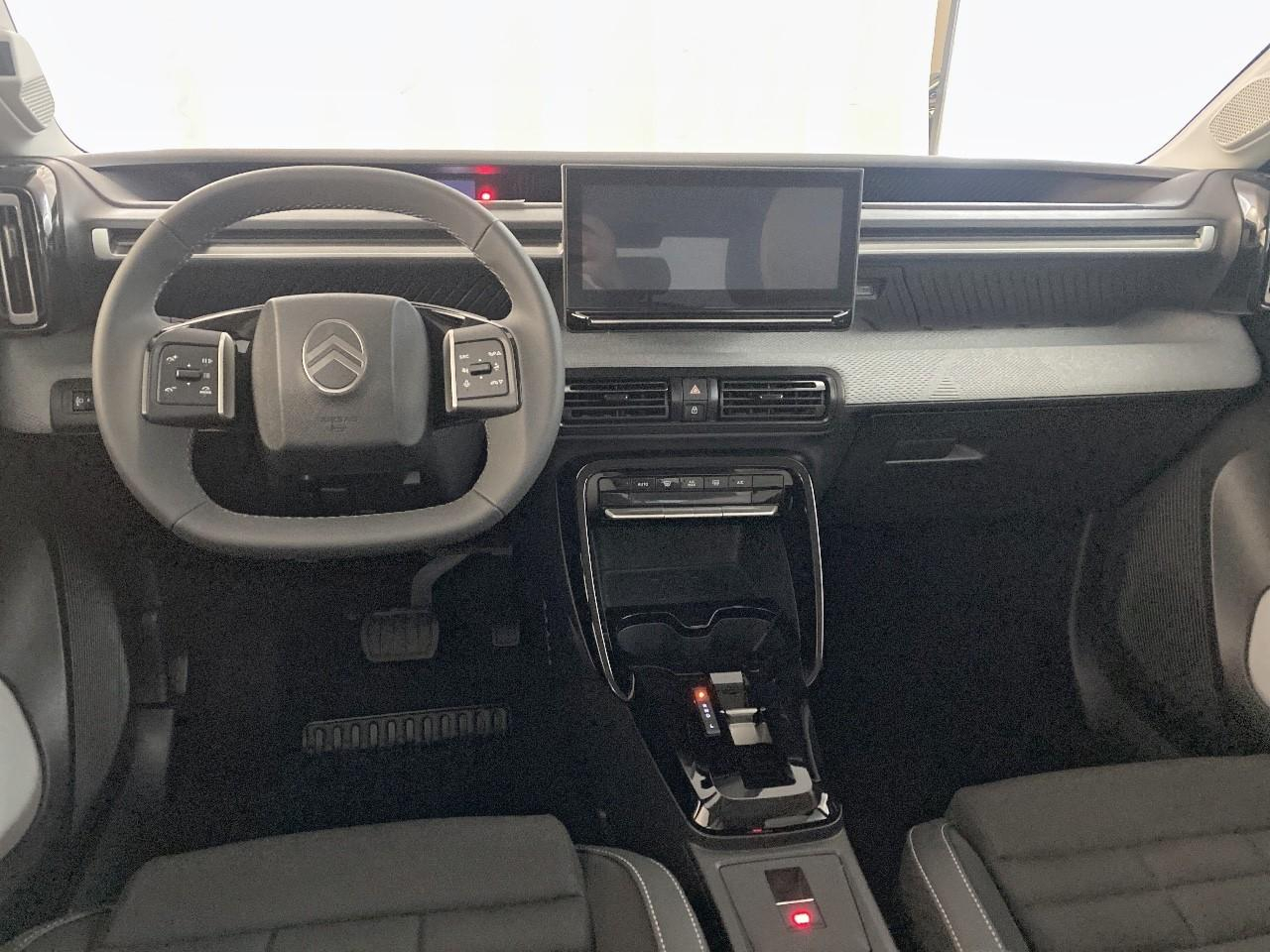 Citroën C3 Aircross hybride 145 ch aut max — photo 8