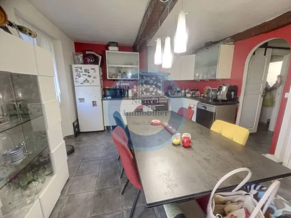 VENTE : maison 4 pièces (84 m2) à VALLAURIS