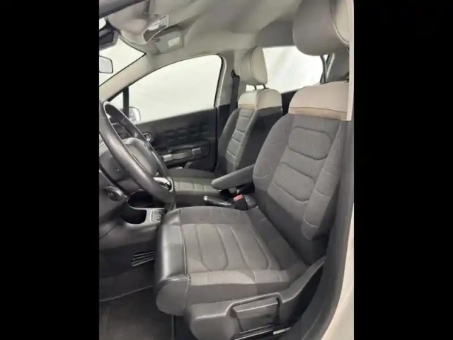 Citroën C3 1.2 puretech 83ch s&amp;s shine — photo 9