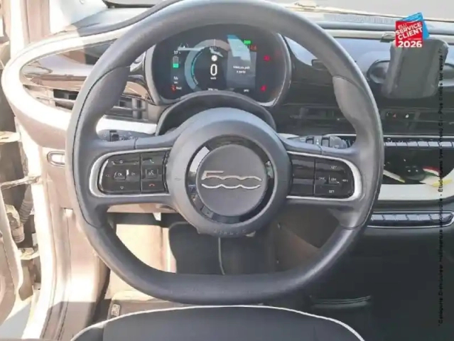 Fiat 500 e 95ch action — photo 12