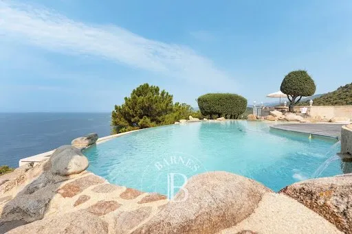 Maison 8 pièces 172 m²