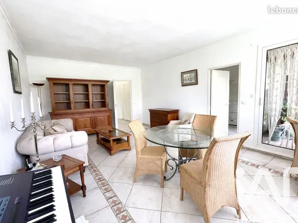 Appartement 2 pièces 55 m²