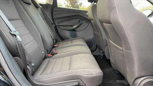Ford Kuga 1.5 Ecoboost 150 - Titanium – 2016 – 136480 km – Essence – Boîte Manuelle — photo 33