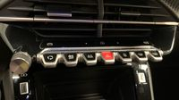 Peugeot 2008 1.2 Hybrid 145ch Allure e-DCS6 — photo 26