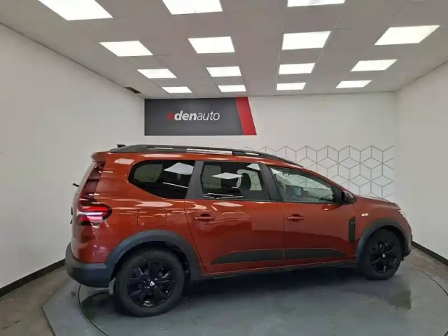 Dacia Jogger eco-g 100 5 places — photo 4