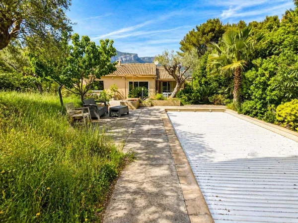 TOULON HUBAC MAISON AVEC PISCINE