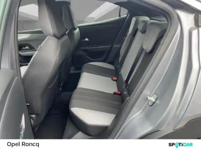 Opel Mokka electric 136ch elegance — photo 12