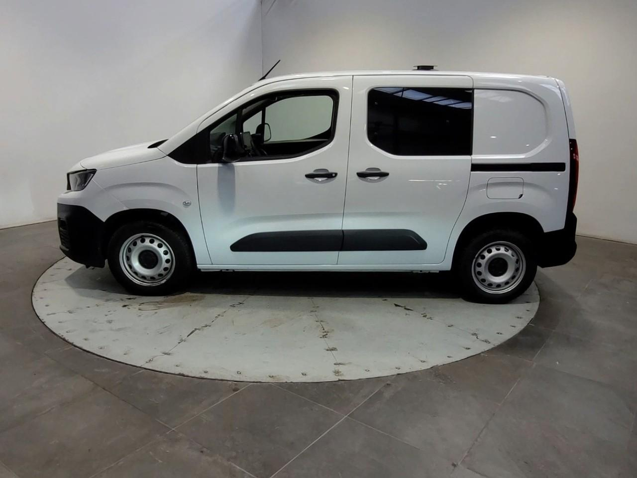 Peugeot Partner fourgon m 950 kg bluehdi 130 s&s eat8 — photo 2