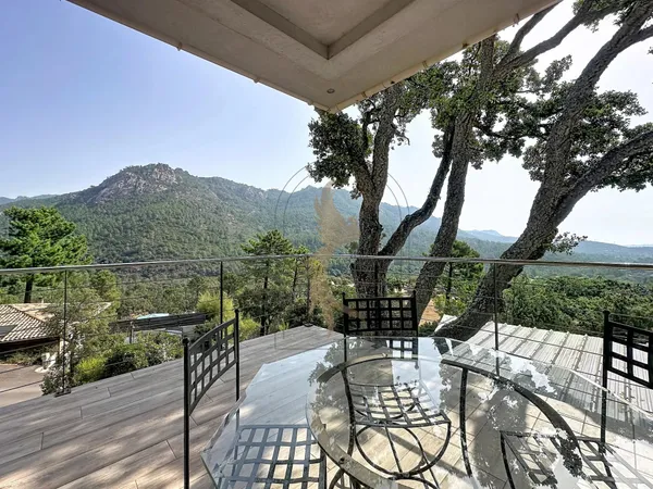 Villa T6 vue mer et montagnes - Sainte-Lucie de Porto-Vecchio