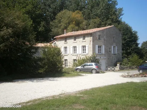 Studio 29m2 dans moulin