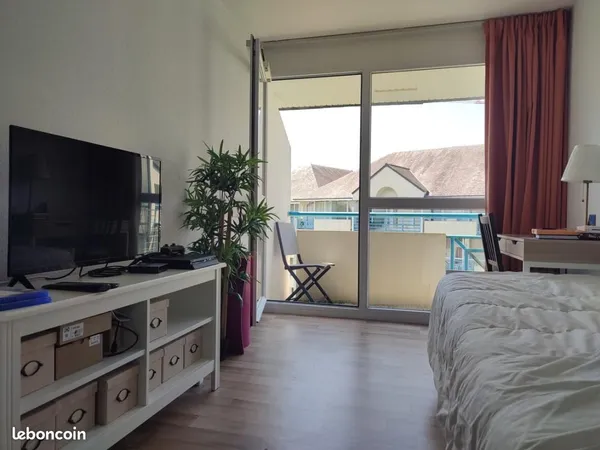 Studio 1 pièce 19 m²
