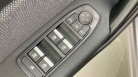 Renault Captur 1.2 TCe 115ch Techno - 26 — photo 19