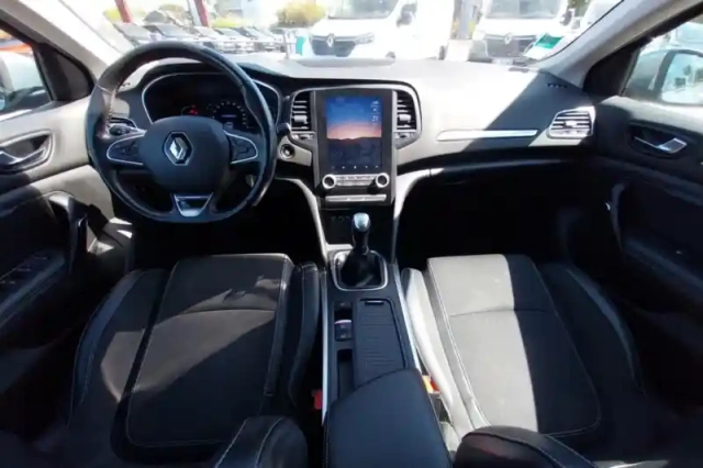 Renault Megane mégane iv berline blue dci 115 - 21b — photo 9